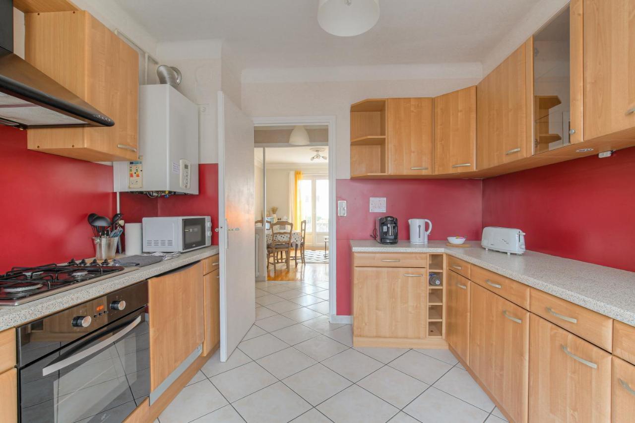 Le Parilly - Ma Cabotte Appartement Vénissieux Buitenkant foto