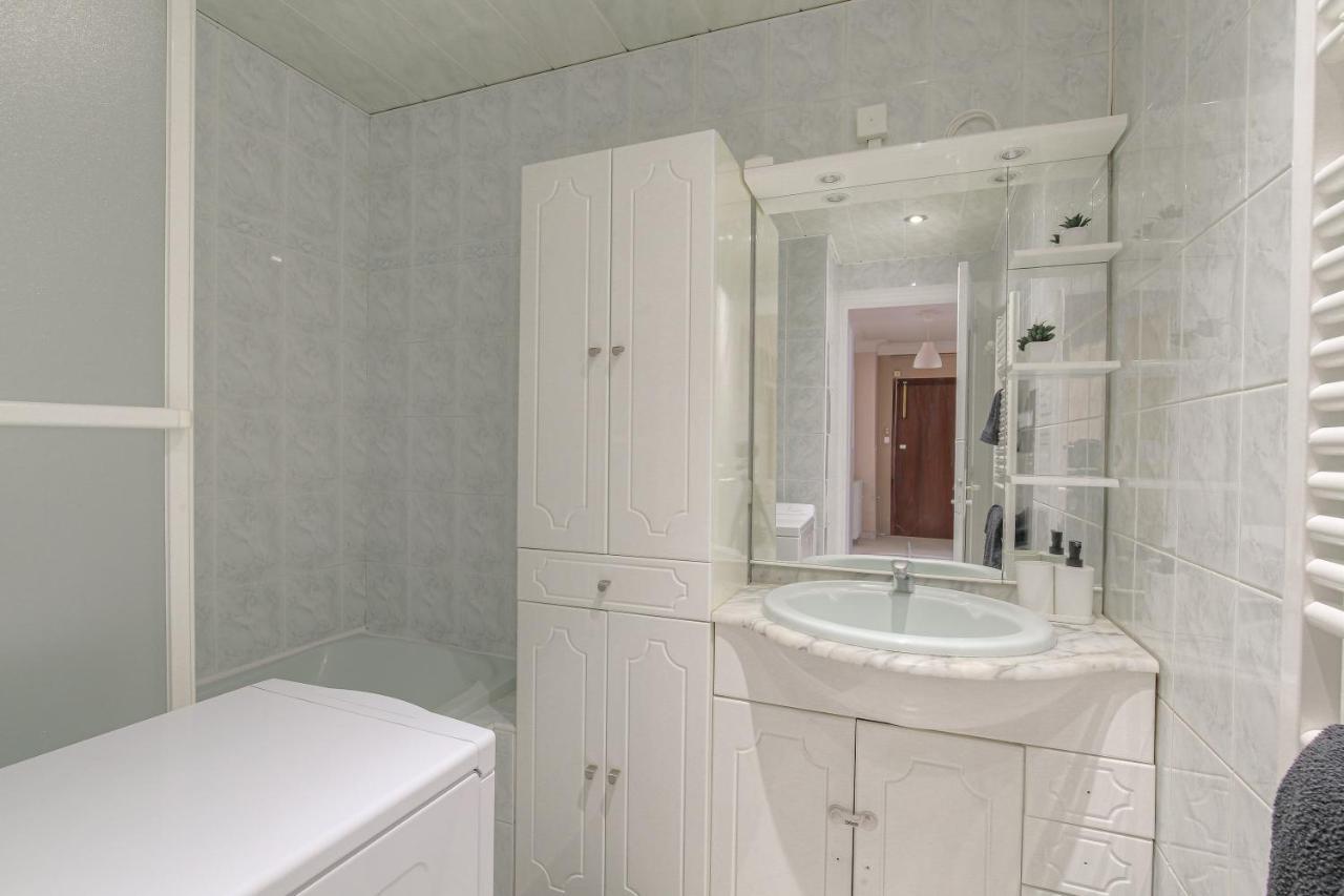 Le Parilly - Ma Cabotte Appartement Vénissieux Buitenkant foto