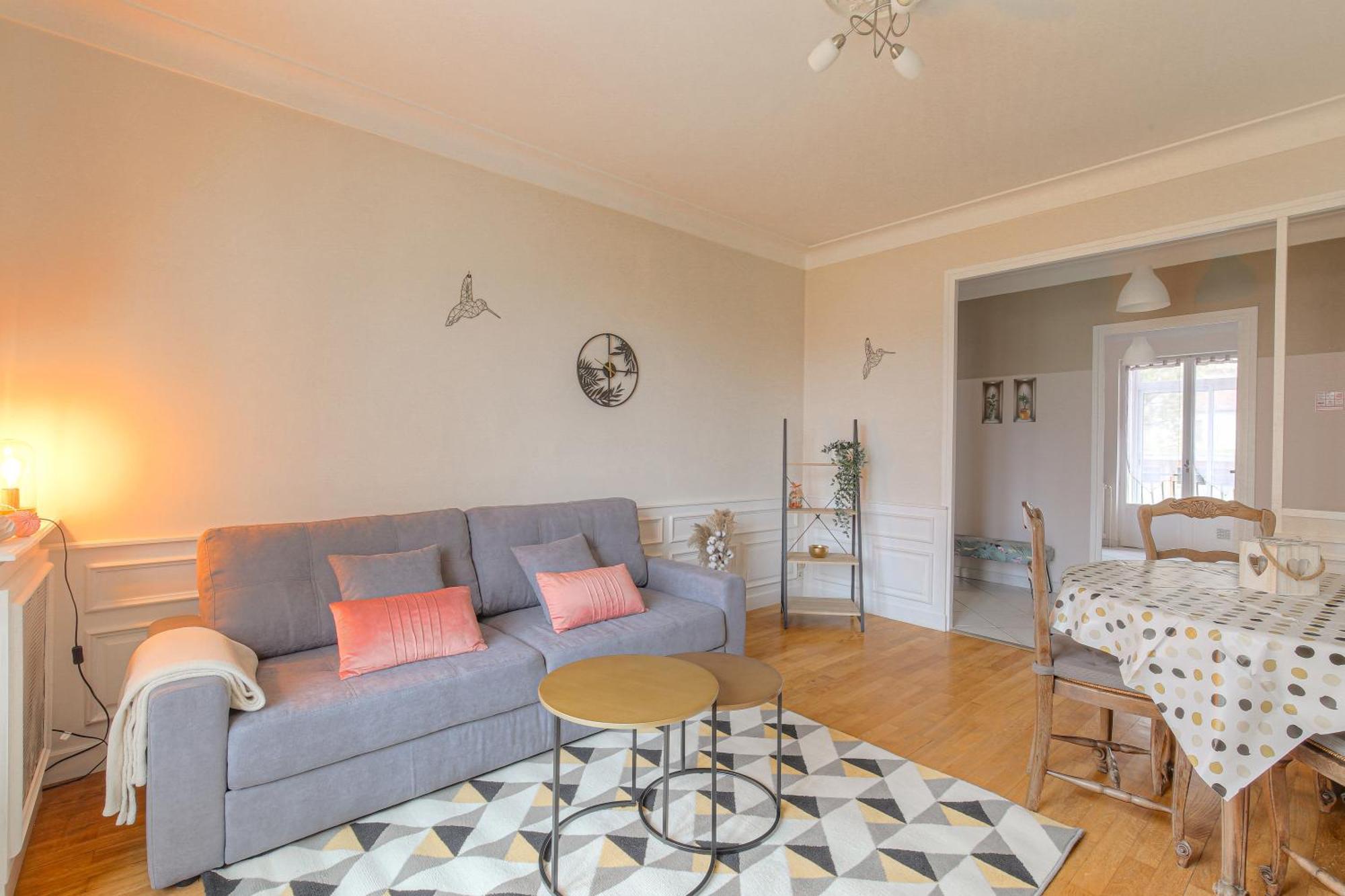 Le Parilly - Ma Cabotte Appartement Vénissieux Buitenkant foto