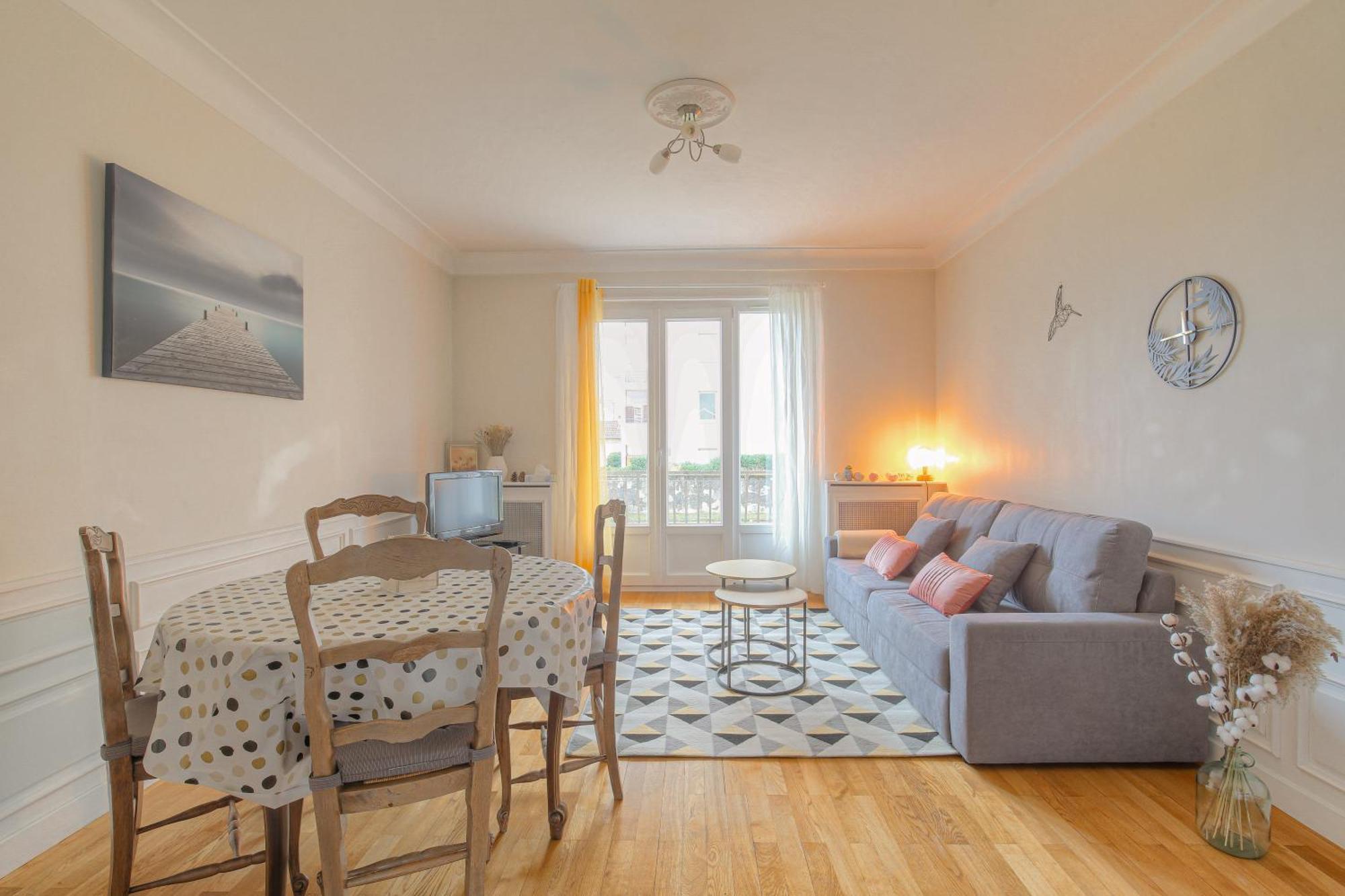 Le Parilly - Ma Cabotte Appartement Vénissieux Buitenkant foto